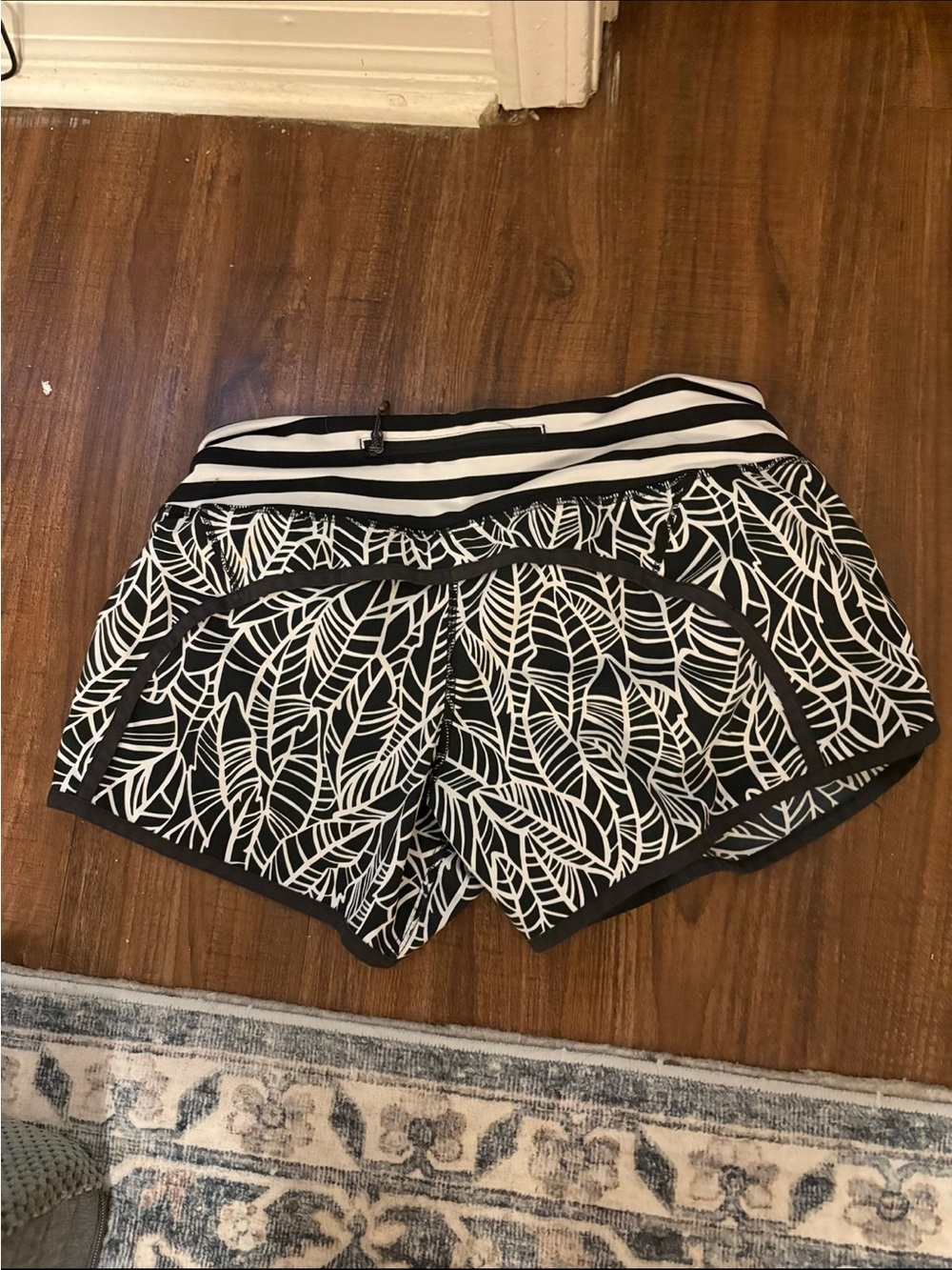 lululemon athletica Black & White Leaf-Print Running Shorts